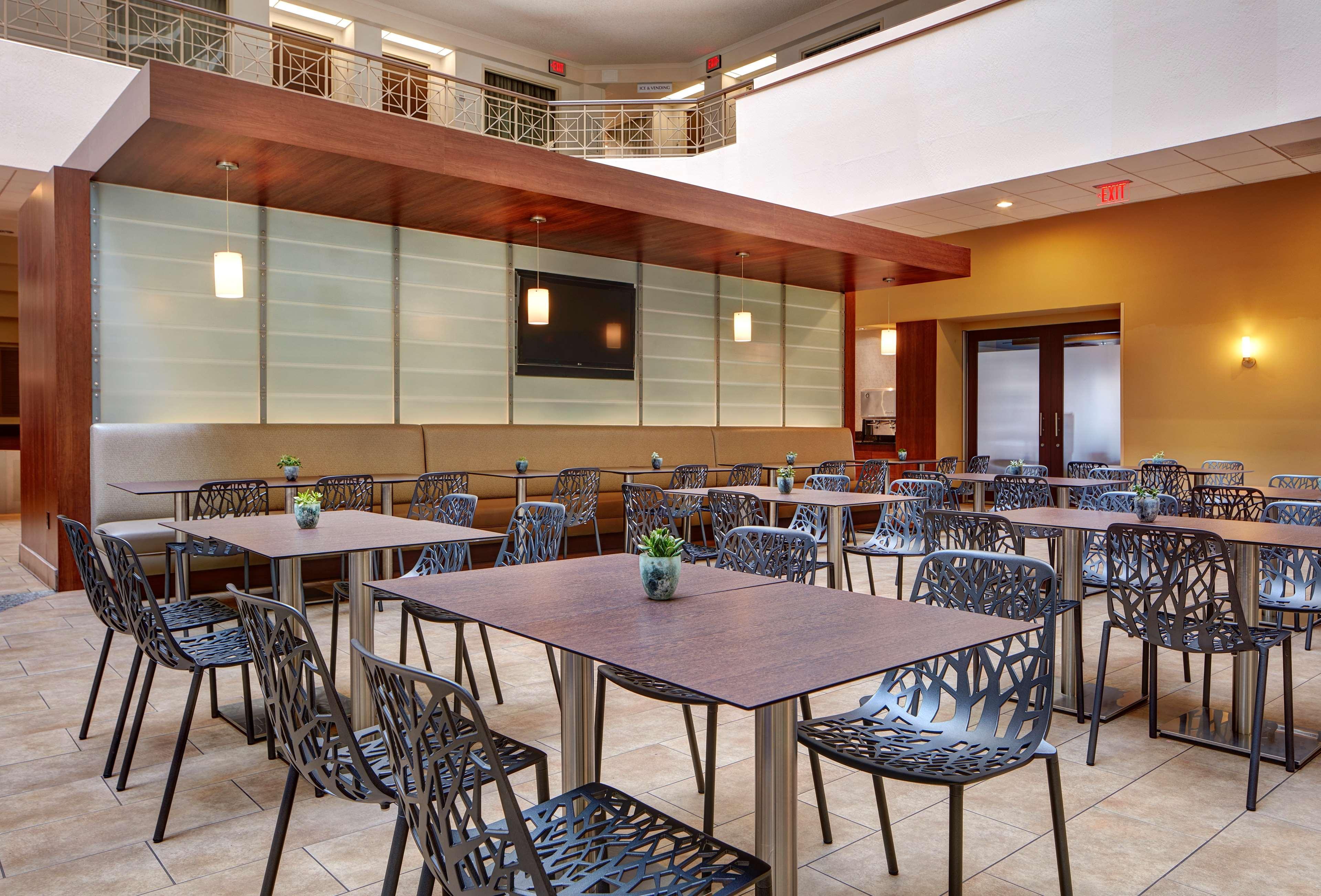 Embassy Suites By Hilton San Diego La Jolla Buitenkant foto