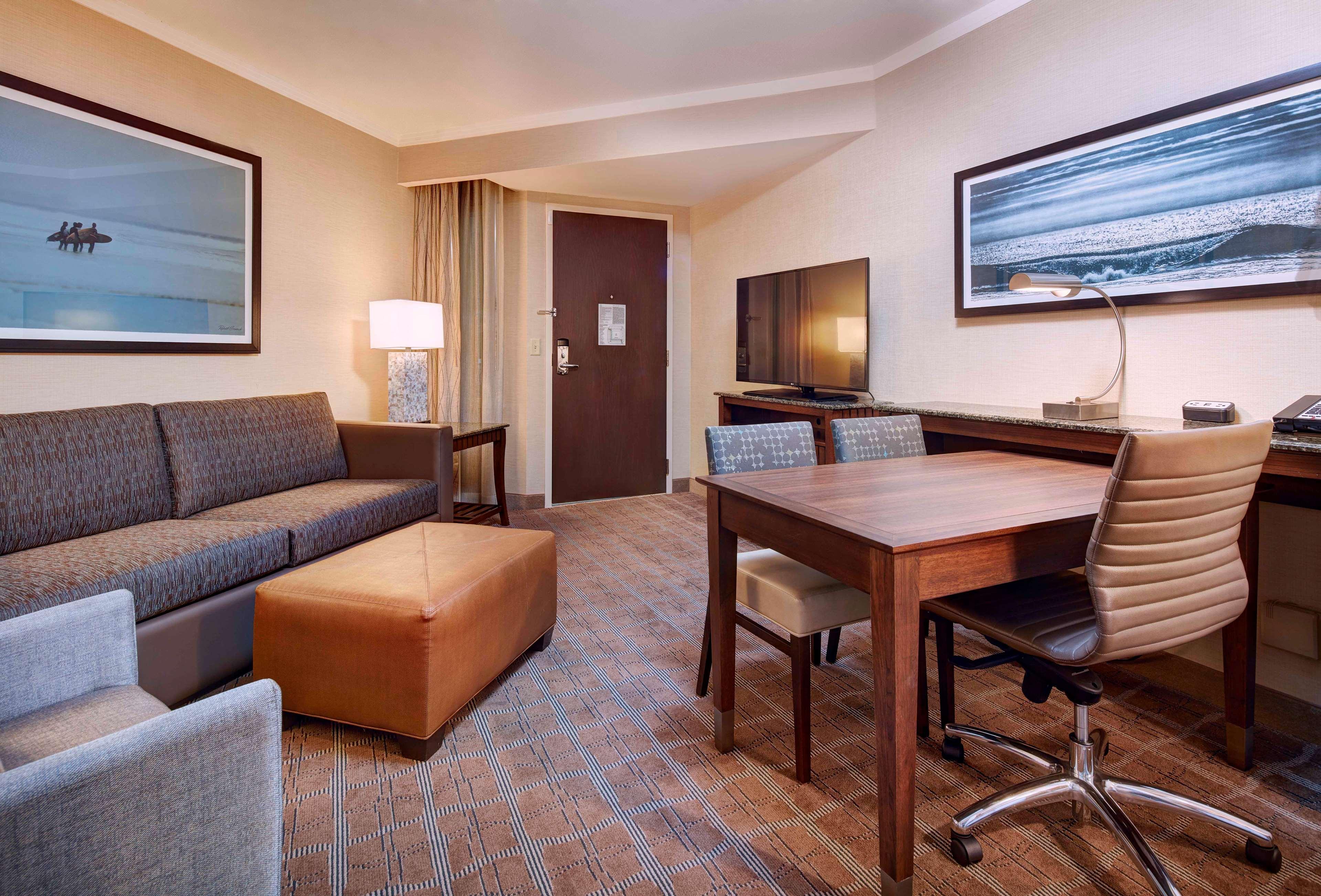 Embassy Suites By Hilton San Diego La Jolla Buitenkant foto