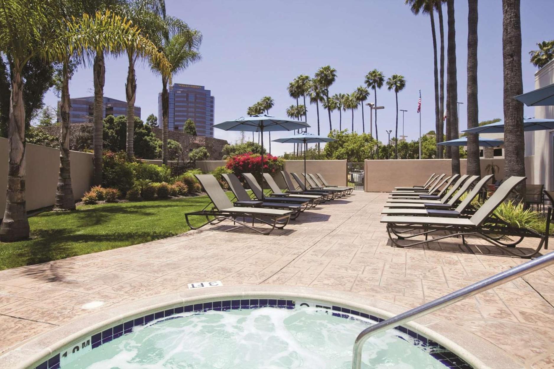 Embassy Suites By Hilton San Diego La Jolla Buitenkant foto