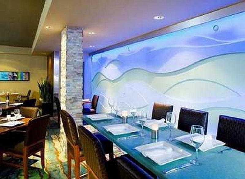 Embassy Suites By Hilton San Diego La Jolla Restaurant foto